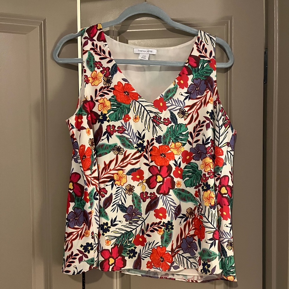 Floral Sleeveless Blouse